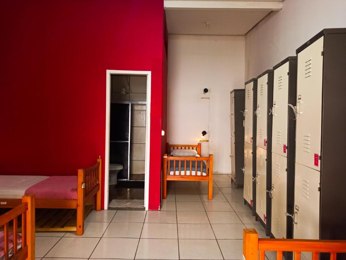 Poa Eco Hostel ปอร์โตอัลเลเกร ภายนอก รูปภาพ